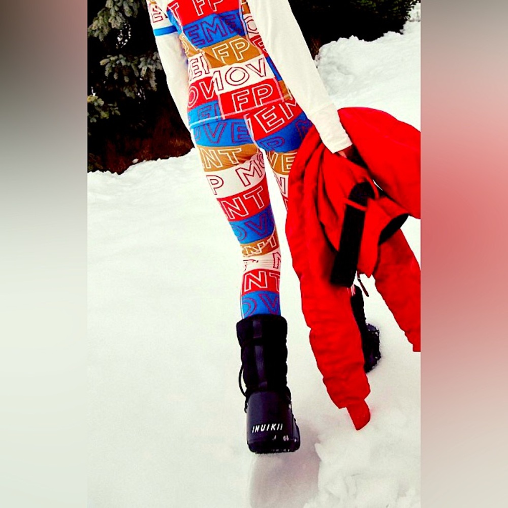 Free People Dawn To Dusk Printed Base Layer Leggings // NWT // FP Movement Logo